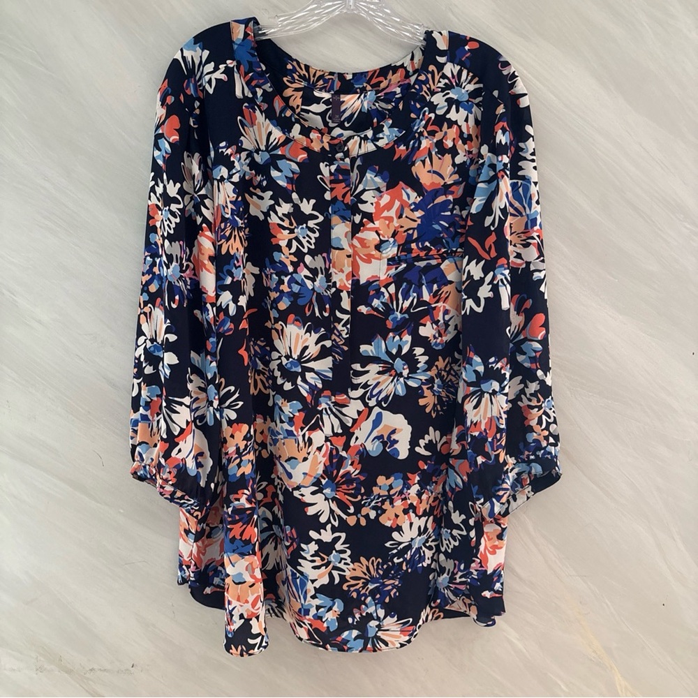 NYDJ 3X Blue Floral Ralph Hidden Button 3/4 Sleeve Blouse Artsy